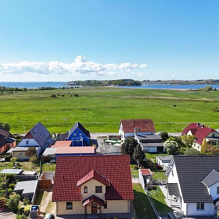 Schicke Fewo Mit Terrasse, Gratis Nutzung Vom Ahoi Erlebnisbad Und Sauna In Sellin - Haus De Niege Wech Fewo 02 ティースゾー エクステリア 写真
